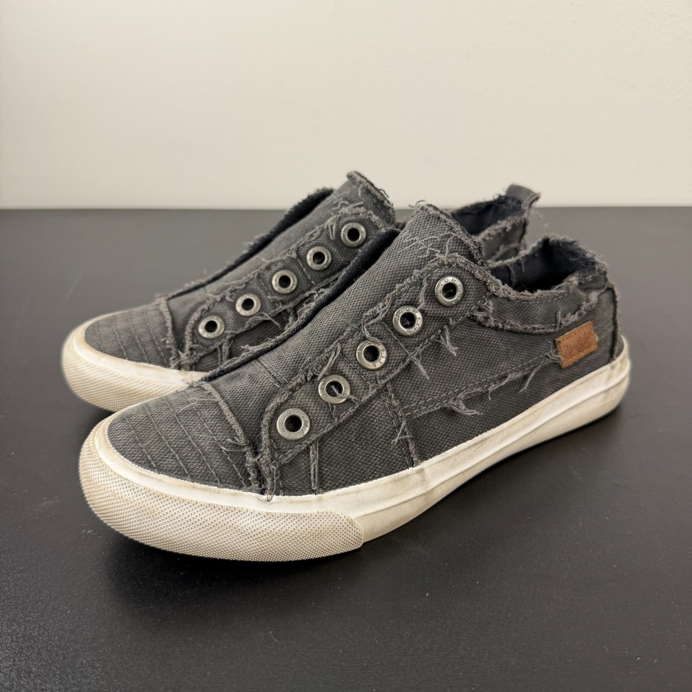 Blowfish Malibu Play Sneakers Women 7.5/8 Black Canvas Distressed Casual Slip On